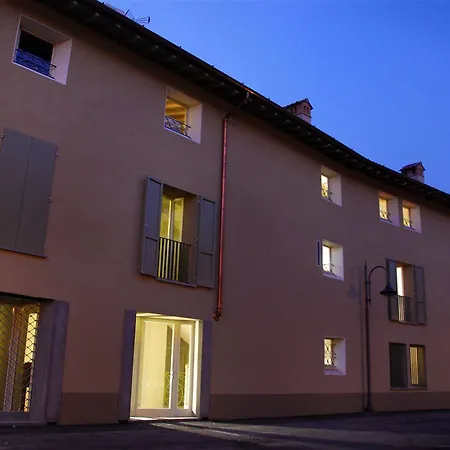 Stile Libero B&B 오리오알세리오